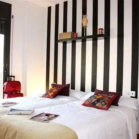 Ainb Eixample-entenca برشلونة