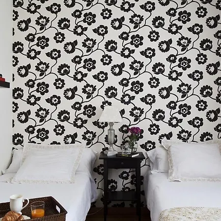 Ainb Eixample-entenca * برشلونة