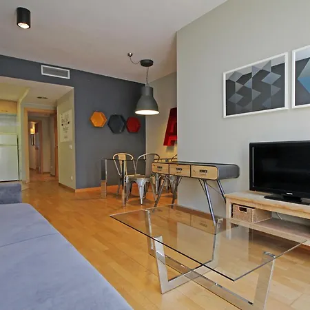 Ainb Eixample-entenca شقة