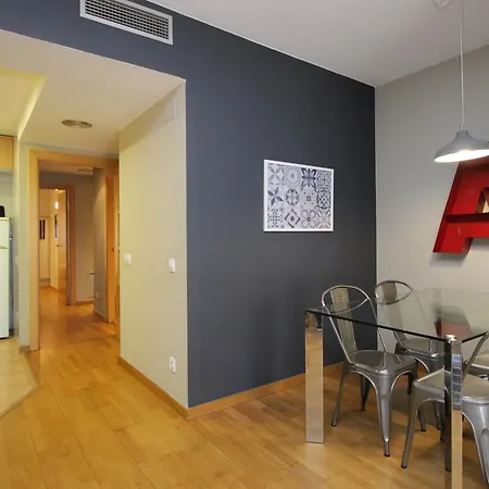 Ainb Eixample-entenca شقة