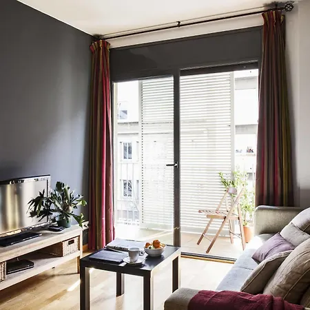 Ainb Eixample-entenca * برشلونة