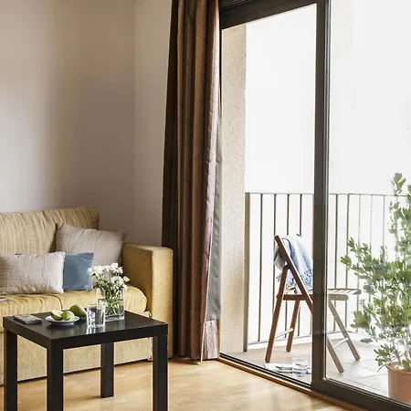 Ainb Eixample-entenca شقة